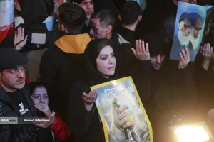 اجتماع مردمی در خونخواهی امام شهید امت - چهارراه کوکاکولا