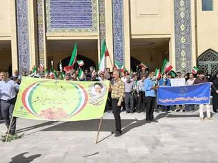 شاکریم که پس از شهادت رهبر انقلاب، بعثت دوباره مردم رخ داد
