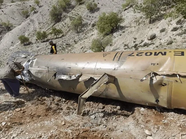 پیدا شدن لاشه یک موشک در استان کهگیلویه و بویراحمد