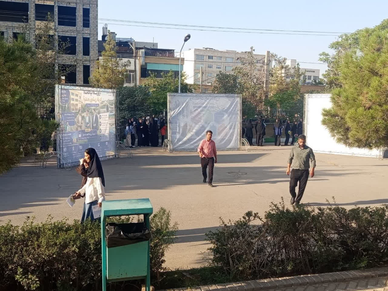 پنج‌شنبه پرجنب و جوش در دانشگاه آزاد اسلامی واحد مشهد 