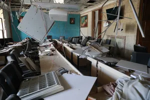 بازدید رئیس دانشگاه ازاد از سفارت سابق آمریکا در تهران