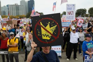 تظاهرات ضد ترامپ &laquo;بدون پادشاه&raquo; در سراسر آمریکا