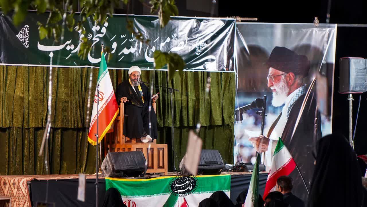 خداوند تنها در دو حالت اجازه خروج از میدان جنگ را داده؛ چرا یا وجود پیروزی وارد مذاکره با دشمن شدیم؟