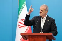 پزشکیان: دانشمندان و عالمان به دنبال راهی برای برون‌رفت از مشکلات هستند