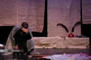 نمایش&laquo;اُپرای تن&zwnj;ها&raquo;