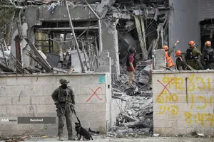 موشک باران سرزمین های اشغالی توسط سپاه پاسداران انقلاب اسلامی