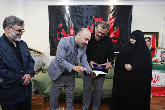 دیدار با خانواده شهید نخبه علی حیدرزاده