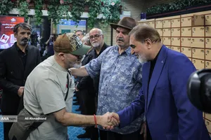 مراسم یادبود &laquo;اکبر عبدی&raquo; در مسجد بلال