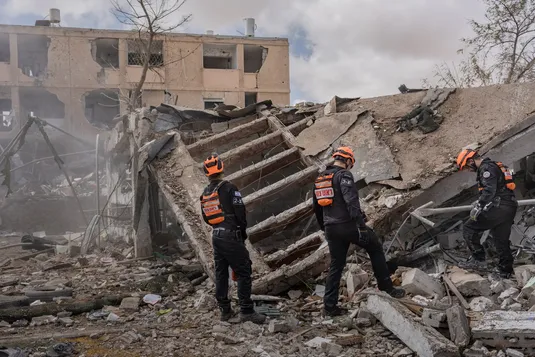 انفجارهای مهیب دیمونا