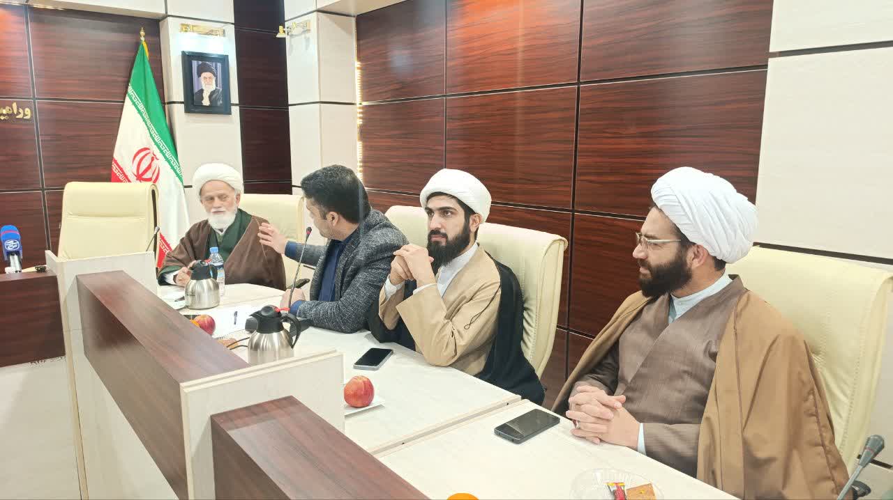 تلاش دانشگاه آزاد برای ایجاد رابطه عاطفی نسل جوان با امام زمان(عج)