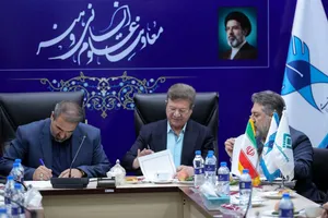نشست تفاهم&zwnj;نامه همكاری علمی و پژوهشی پژوهشكده بیمه و دانشگاه آزاد اسلامی