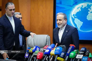 سیدعباس عراقچی وزیر امور خارجه در مراسم امضای تفاهم&zwnj;نامه همکاری برای بازسازی زیرساخت&zwnj;های آسیب&zwnj;دیده از جنگ