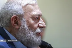 محمدجواد لاریجانی رئیس پژوهشگاه دانش&zwnj;های بنیادی و رئیس همایش &laquo;خیزش در برابر خردکشی&raquo;