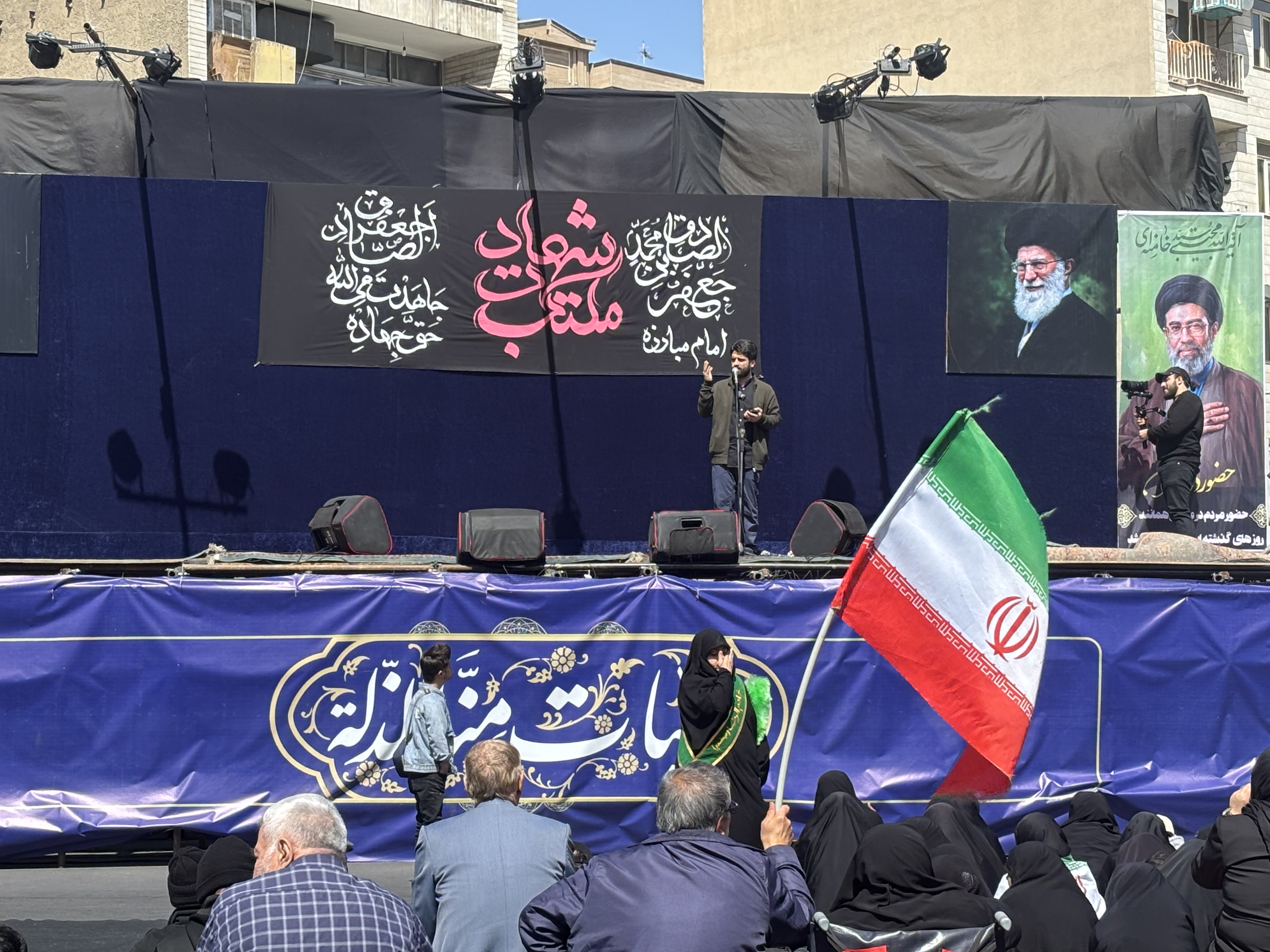 بزرگ‌ترین تجمع مردمی «مکتب شهادت» در میدان جمهوری