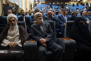 پاسداشت مقام استادان و یادبود پنج شهیددانشجوی شهید دانشگاه تهران در جنگ رمضان