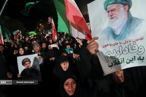 اجتماع مردمی در خونخواهی امام شهید امت - چهارراه کوکاکولا