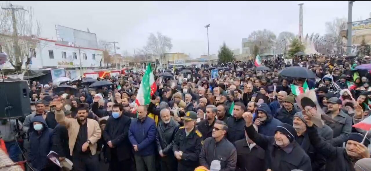 اجتماع سراسری «میثاق با امام شهید امت و بیعت با رهبر منتخب خبرگان ملت» در استان‌ها/گام بلند انقلاب در فصل سوم ولایت + فیلم و عکس