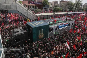 تشییع پیکر مطهر آقای شهید ایران و خانواده ایشان