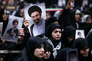 عزاداری هیئت&zwnj;های دانشجویی به مناسبت اربعین حسینی در جوار محل شهادت رهبر شهید انقلاب