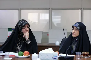 سلسله نشست های &laquo;پیشگامی زنان در جنگ تحمیلی سوم&raquo; در پیام رهبر انقلاب