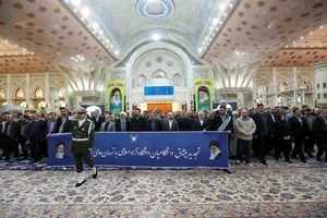 تجدید میثاق دانشگاهیان دانشگاه آزاد اسلامی با آرمان های امام خمینی(ره)