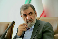 رضائي: أميركا فشلت في إخضاع إيران وتعود اليوم إلى الحوار