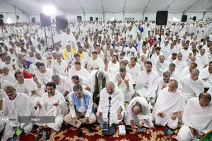 دعای عرفه در صحرای عرفات