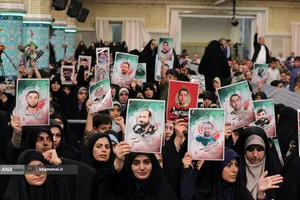 مراسم عید ولادت پیامبر اعظم(ص) و امام صادق(ع) در حسینیه امام خمینی(ره)