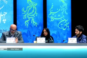 کیسان دیباج، سارا حاتمی و پیام احمدی&zwnj;نیا در نشست خبری فیلم سینمایی بازی خونی