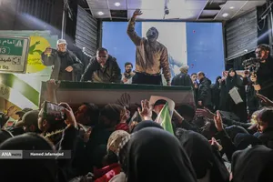  اجتماع مردمی در خونخواهی امام شهید امت - خیابان پیروزی چهارراه کوکاکولا