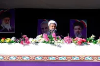 امام جمعه کرمان: در برابر صف‌آرایی دنیا؛ نیاز به وحدت و همبستگی داریم