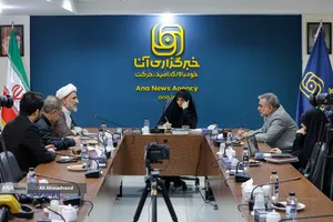 نشست علمی مکتب امام خمینی&zwnj;(ره) در اندیشه رهبر شهید انقلاب