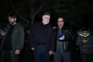 اقامه نماز استغاثه به امام زمان زمان(عج) - چهارراه نبرد خیابان پیروزی