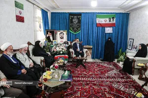 سخنرانی حسن فارسی جوکار مدیر گروه رسانه دانشگاه انقلاب اسلام در دیدار با خانواده شهید نخبه علی خدایاری