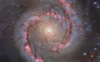علت زیبایی کهکشان‌های مارپیچی چیست؟ +فیلم