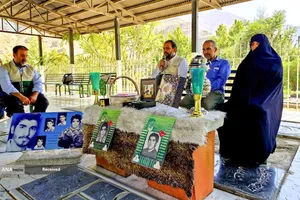 دیدار خادمیاران و یاوران رضوی با خانواده شهدا