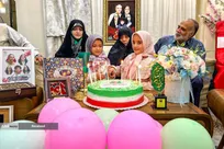 دیدار خادمیاران رضوی با خانواده شهدا