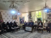 خون شهدا چراغ راه دانشگاه و نسل آینده است