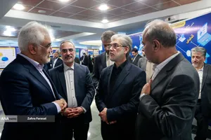 حسین سیمایی صراف وزیر علوم، تحقیقات و فناوری در چهل و سومین سالگرد تاسیس دانشگاه آزاد اسلامی