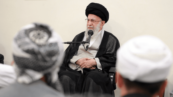 اظهارات گستاخانه‌ رئیس‌جمهور جاهل و جنایت‌پیشه آمریکا علیه رهبری نشانه استیصال نظام سلطه است