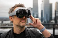 گوگل چالش کمبود فیلم سه‌بعدی در گلکسی XR را رفع کرد