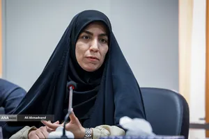 آزاده محمودیان