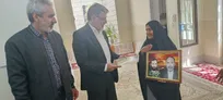 رئیس دانشگاه آزاد اسلامی ارسنجان: تکریم خانواده شهدا و ایثارگران وظیفه‌ای همیشگی است
