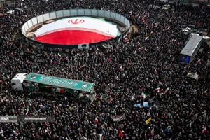 تشییع شهدای &laquo;جنگ رمضان&raquo;