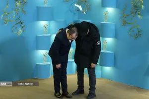 عباس جمشیدی&zwnj;فر و رضا عطاران در فتوکال فیلم سینمایی &laquo;صددام&raquo;