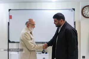 بازدید مهدی چمران رئیس شورای شهر تهران از خبرگزاری آنا

