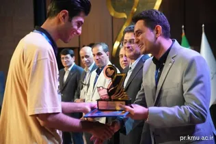 دانشجوی دانشگاه آزاد اسلامی ارسنجان سفیر برتر کنگره ملی و بین‌المللی علوم پزشکی شد