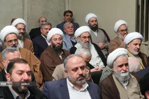 دیدار هزاران نفر از مداحان و ستایشگران اهل بیت(ع) با رهبر معظم انقلاب