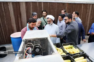  بازدید دکتر رنجبر و حجت&zwnj;الاسلام&zwnj;والمسلمین خسروپناه از مراکز فناوری و تحقیقاتی دانشگاه آزاد اسلامی واحد اصفهان 