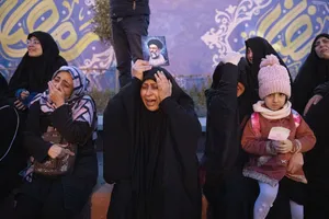  اجتماع مردم تهران در پی خبر شهادت حضرت آیت الله العظمی امام خامنه ای رحمته الله علیه رهبر عظیم الشان انقلاب اسلامی ایران